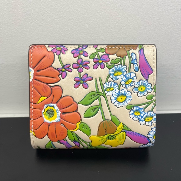 NWT Coach Outlet Snap Wallet With Floral Print - Picture 4 of 6